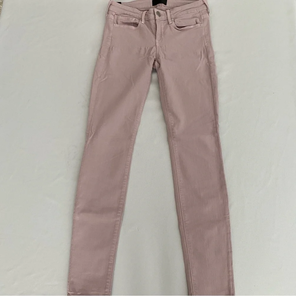 Vince pre loved